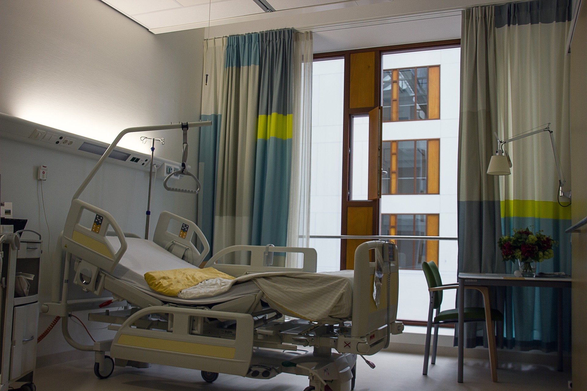 Salteaua antiescare – un dispozitiv necesar pacientilor imobilizati