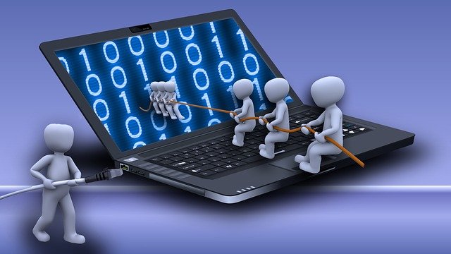 Care sunt principalele avantaje ale utilizarii unui software CRM?